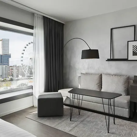 Hotel By Marriott Ostbahnhof 4*