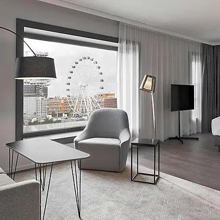 Hotel By Marriott Ostbahnhof 4*