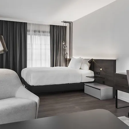 By Marriott Ostbahnhof Hotel 4*