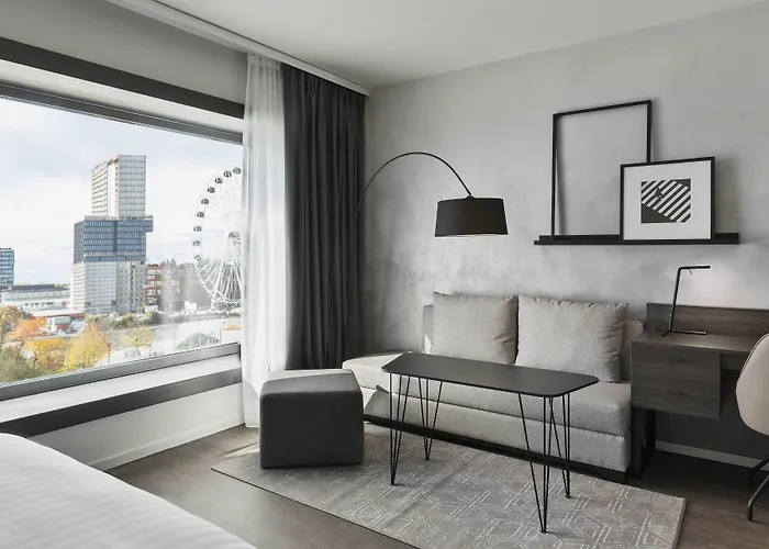 Hotel By Marriott Ostbahnhof 4*