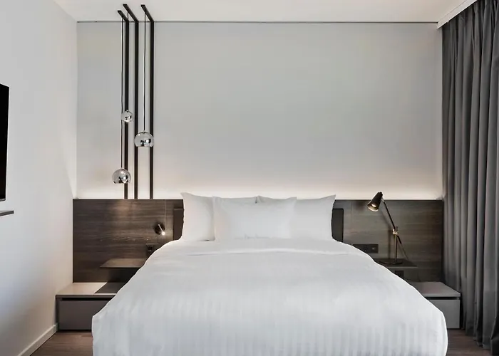 Hotel By Marriott Ostbahnhof 4*